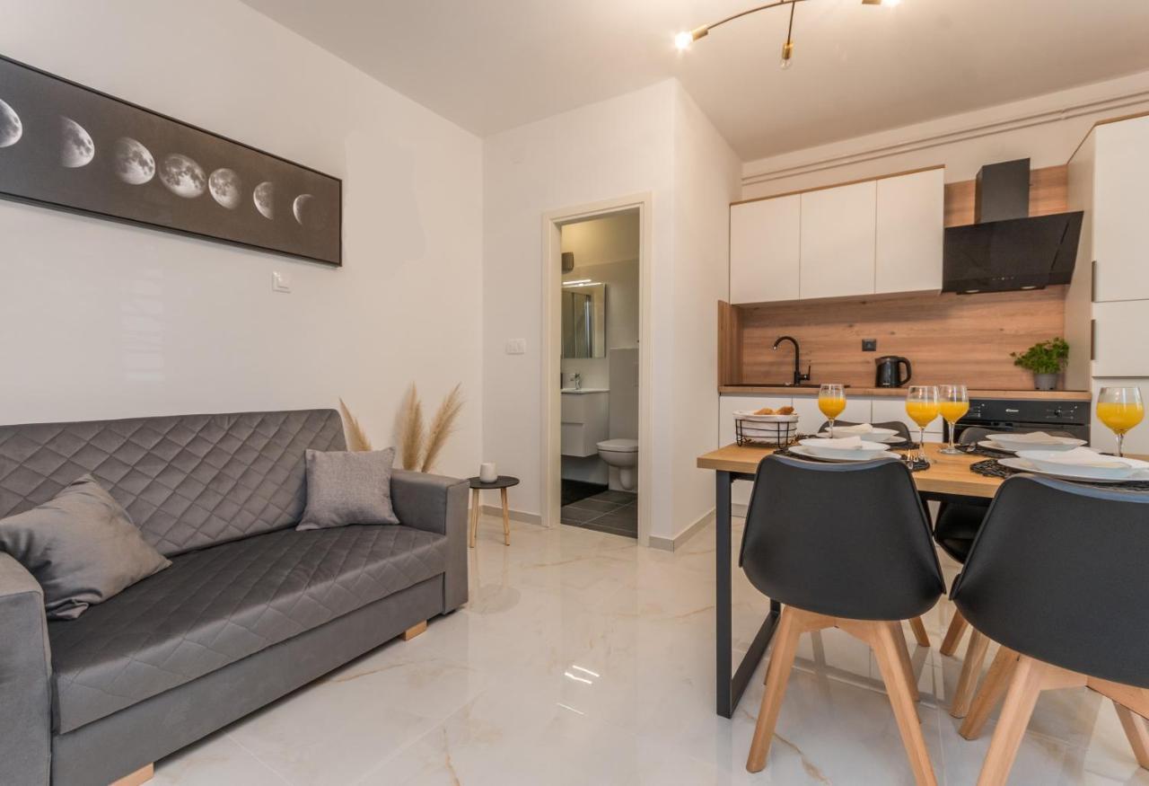 Apartmani A&M Biograd Na Moru Exterior foto